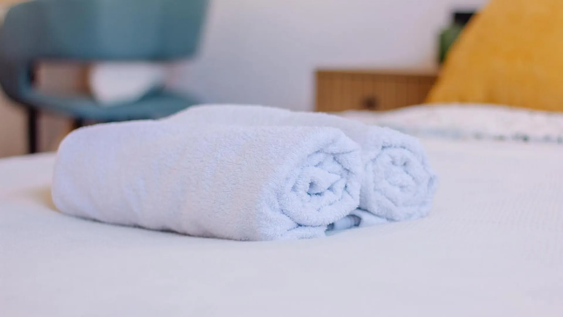 Guest house Shiny Singapore Room - Homestay - Doppelzimmer Mit Gemeinschaftsbad Cologne Germany
